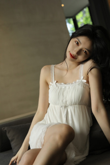 热情的女邻居2